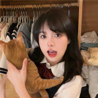 踉跄的女孩